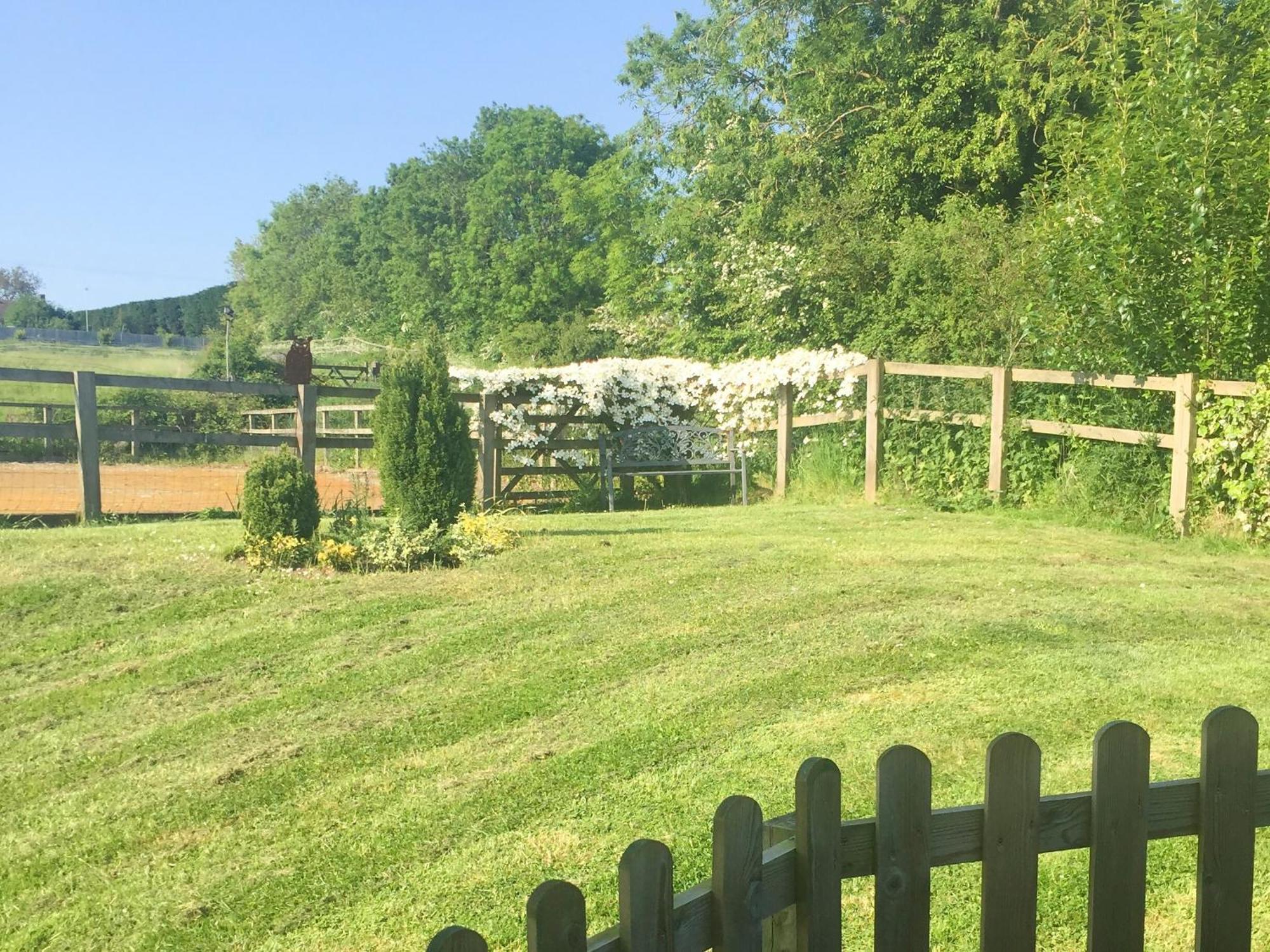 Carrot Cottage - Uk32609 Manton  外观 照片